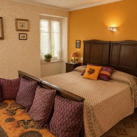 Апартаменты The White Alley House Close To The *